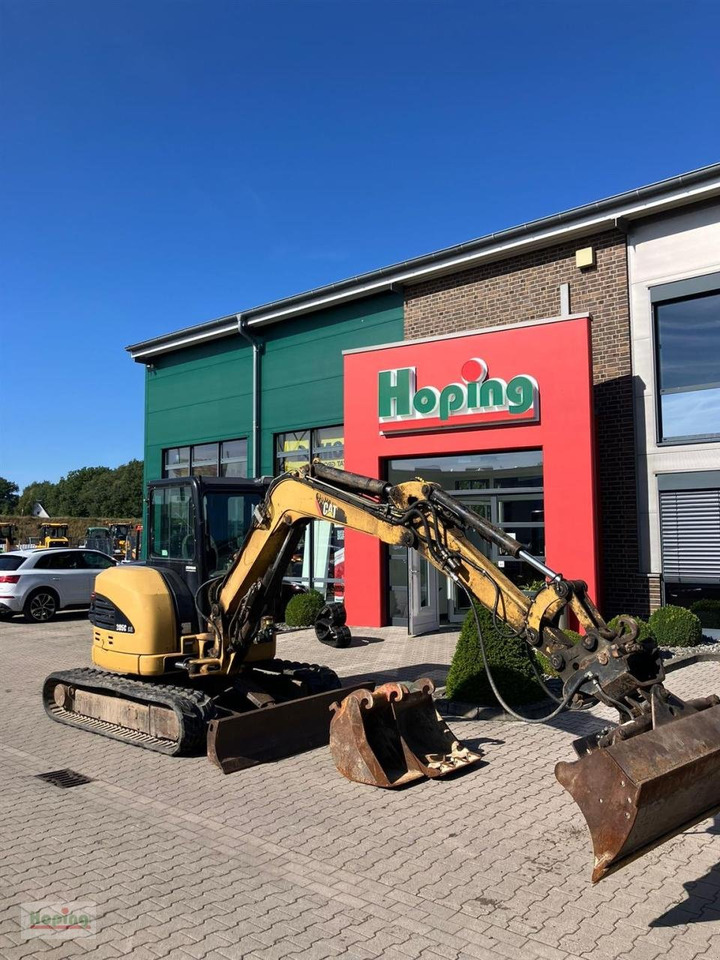 CAT 305C CR - Mini bager: slika CAT 305C CR - Mini bager CAT 305C CR - Mini bager: slika CAT 305C CR - Mini bager