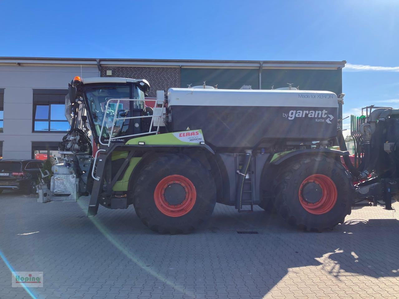 CLAAS Xerion 4000 Saddle Trac Gülletechnik - Traktor: slika CLAAS Xerion 4000 Saddle Trac Gülletechnik - Traktor CLAAS Xerion 4000 Saddle Trac Gülletechnik - Traktor: slika CLAAS Xerion 4000 Saddle Trac Gülletechnik - Traktor
