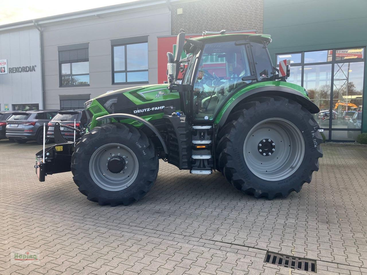 Deutz-Fahr 6180 TTV 30 Jahre Edition - Traktor: slika Deutz-Fahr 6180 TTV 30 Jahre Edition - Traktor Deutz-Fahr 6180 TTV 30 Jahre Edition - Traktor: slika Deutz-Fahr 6180 TTV 30 Jahre Edition - Traktor