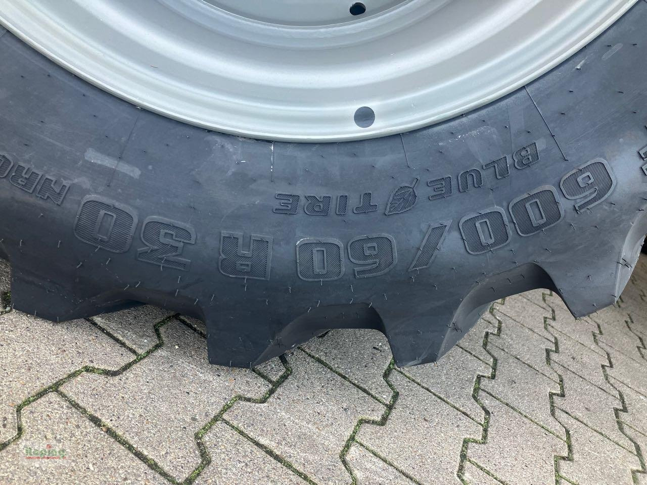 Zakup Deutz-Fahr 6180 TTV 30 Jahre Edition Deutz-Fahr 6180 TTV 30 Jahre Edition: slika Zakup Deutz-Fahr 6180 TTV 30 Jahre Edition Deutz-Fahr 6180 TTV 30 Jahre Edition