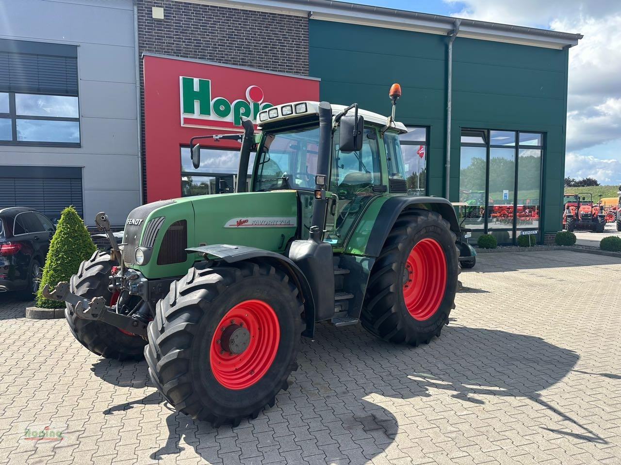 Fendt 714 Com 1 - Traktor: slika Fendt 714 Com 1 - Traktor Fendt 714 Com 1 - Traktor: slika Fendt 714 Com 1 - Traktor