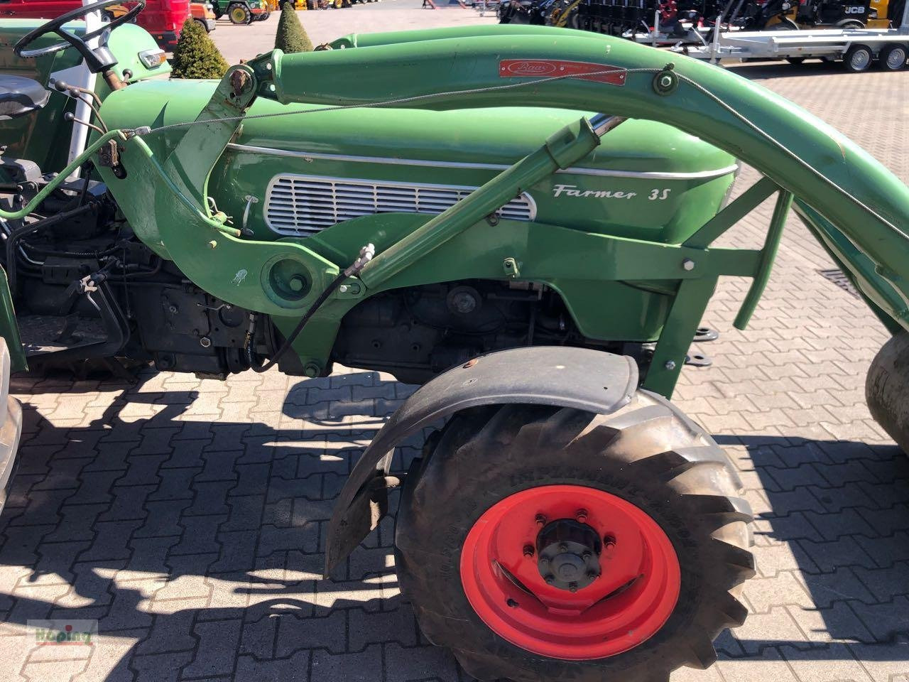 Traktor Fendt Farmer 3s: slika Traktor Fendt Farmer 3s