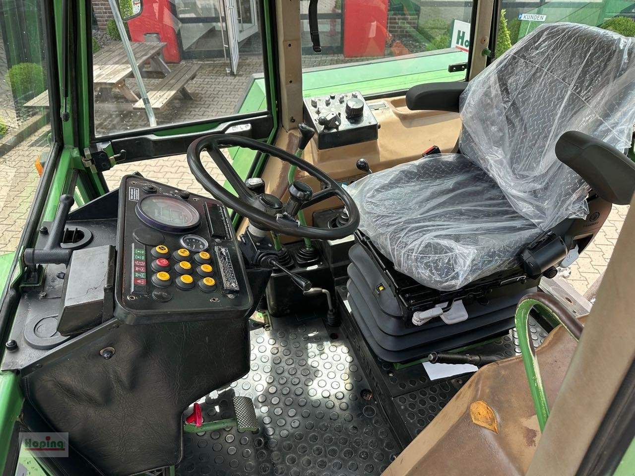 Traktor Fendt Favorit 614 LSA Turbomatik: slika Traktor Fendt Favorit 614 LSA Turbomatik