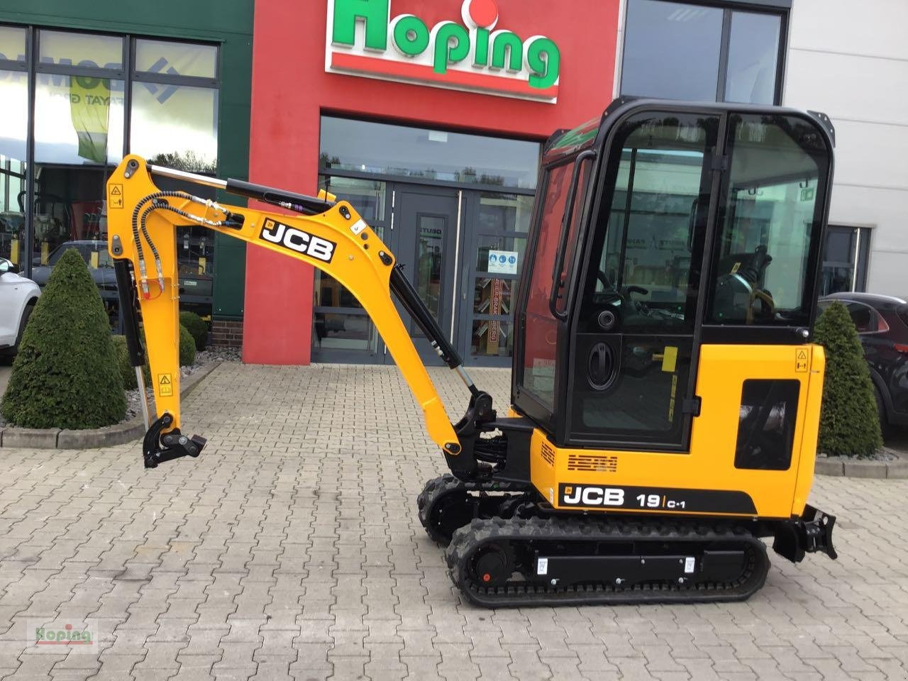 JCB 19C-1 - Mini bager: slika JCB 19C-1 - Mini bager JCB 19C-1 - Mini bager: slika JCB 19C-1 - Mini bager