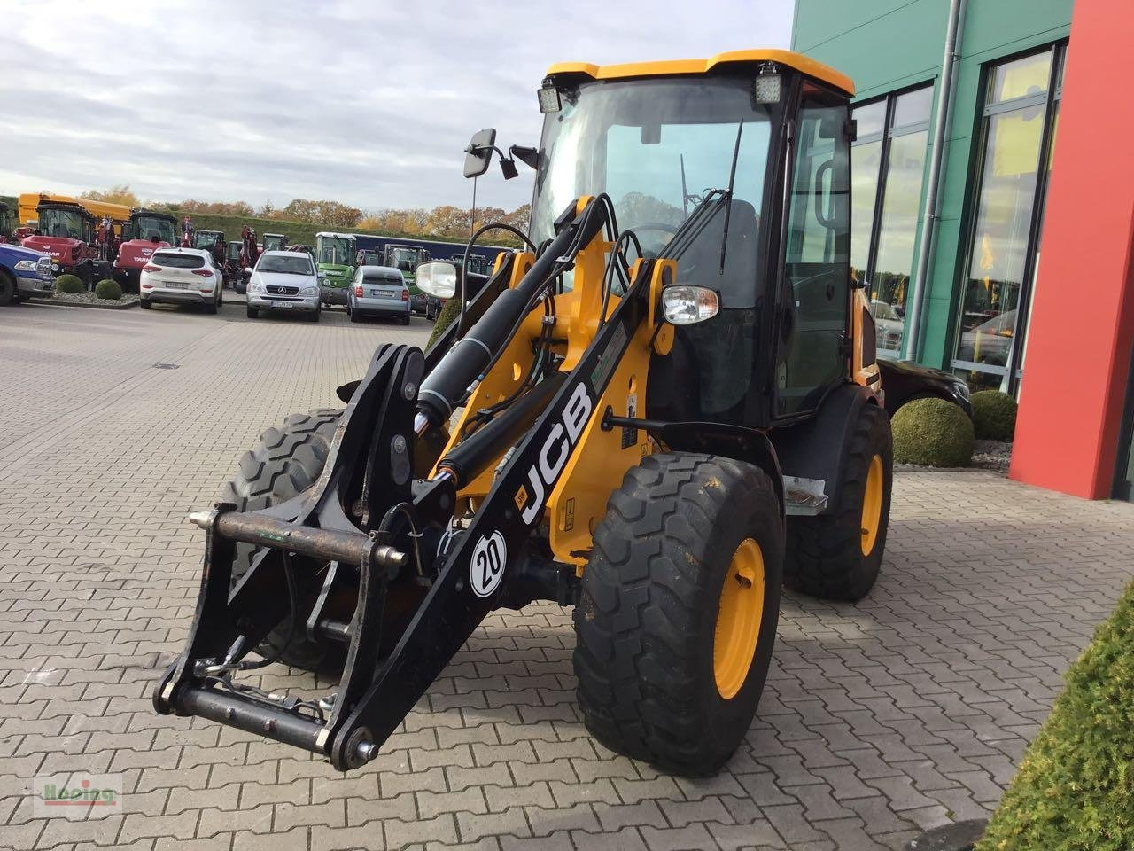 JCB 407 - Utovarivač na kotačima: slika JCB 407 - Utovarivač na kotačima JCB 407 - Utovarivač na kotačima: slika JCB 407 - Utovarivač na kotačima