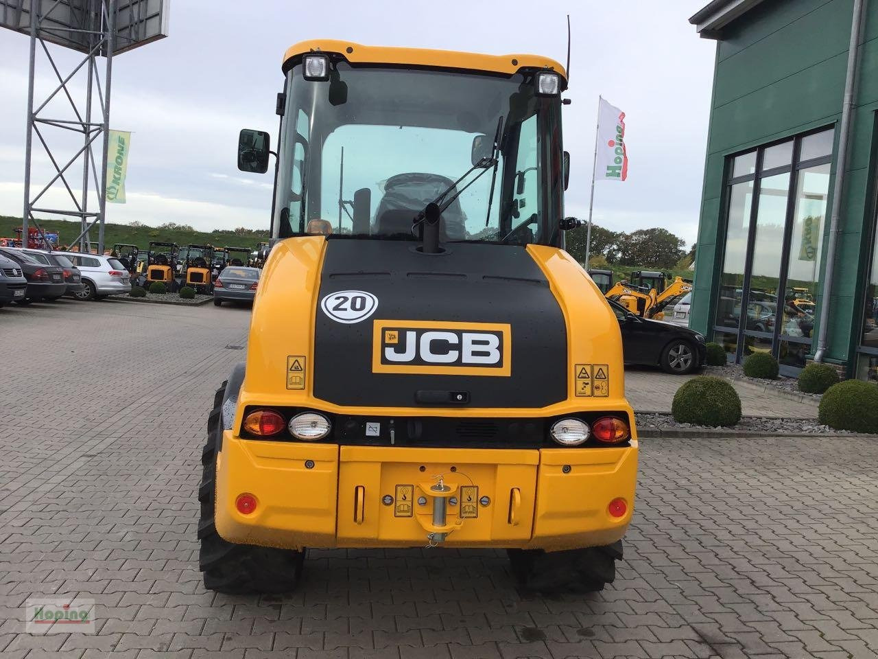 JCB 407 - Utovarivač na kotačima: slika JCB 407 - Utovarivač na kotačima JCB 407 - Utovarivač na kotačima: slika JCB 407 - Utovarivač na kotačima