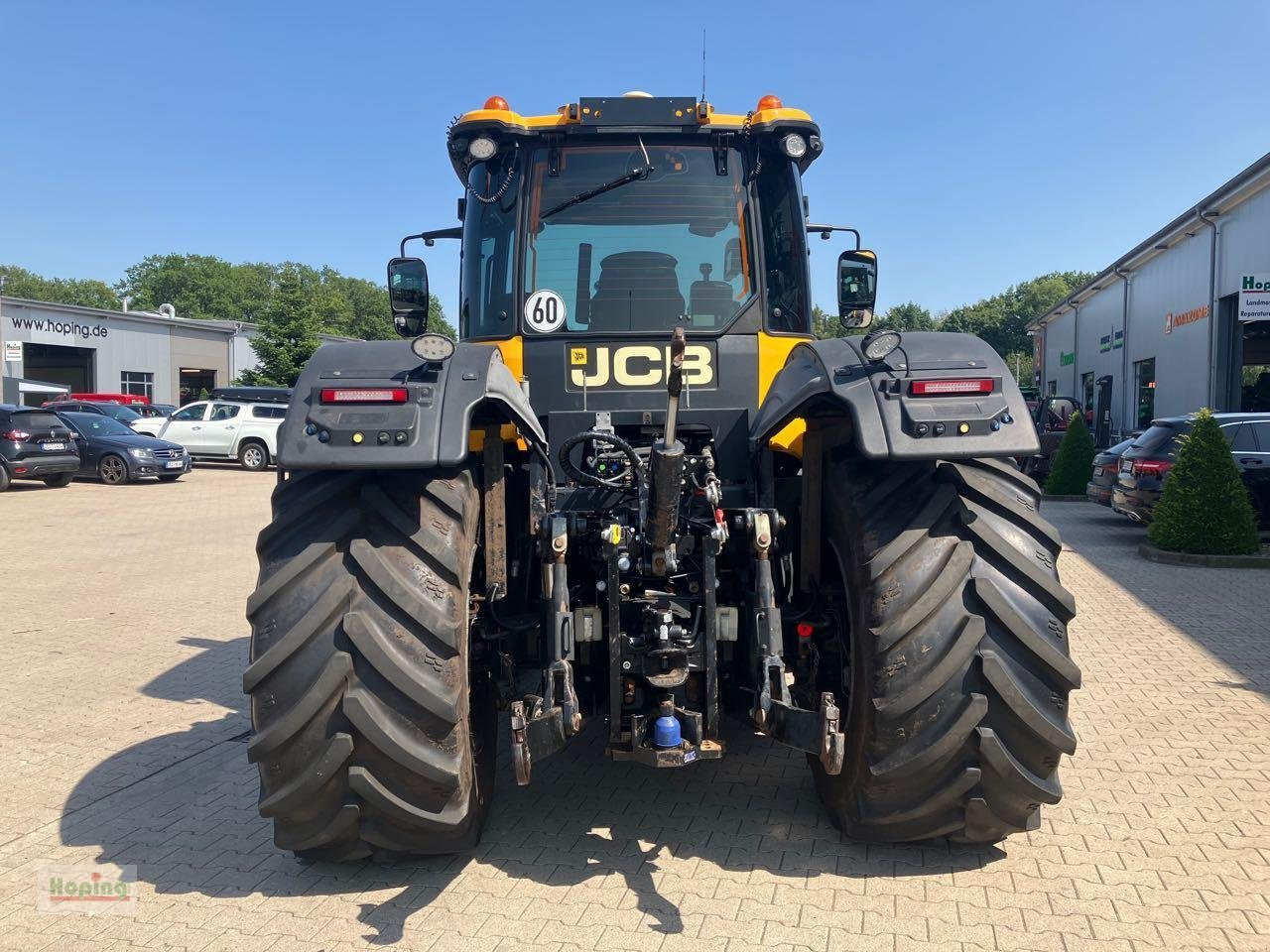 JCB 4220 - Traktor: slika JCB 4220 - Traktor JCB 4220 - Traktor: slika JCB 4220 - Traktor