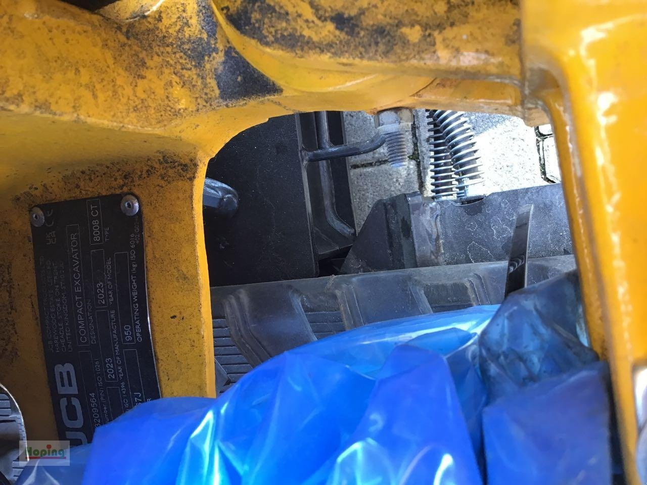 JCB 8008 CTS - Mini bager: slika JCB 8008 CTS - Mini bager JCB 8008 CTS - Mini bager: slika JCB 8008 CTS - Mini bager