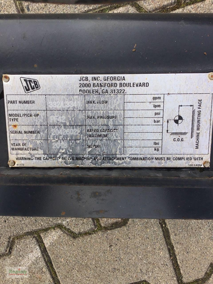 JCB JCB 300T - Vilice: slika JCB JCB 300T - Vilice JCB JCB 300T - Vilice: slika JCB JCB 300T - Vilice