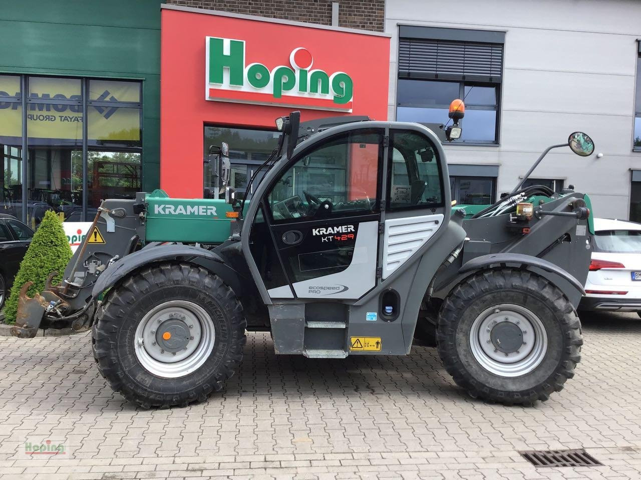 Kramer KT 429 - Teleskopski rukovatelj: slika Kramer KT 429 - Teleskopski rukovatelj Kramer KT 429 - Teleskopski rukovatelj: slika Kramer KT 429 - Teleskopski rukovatelj