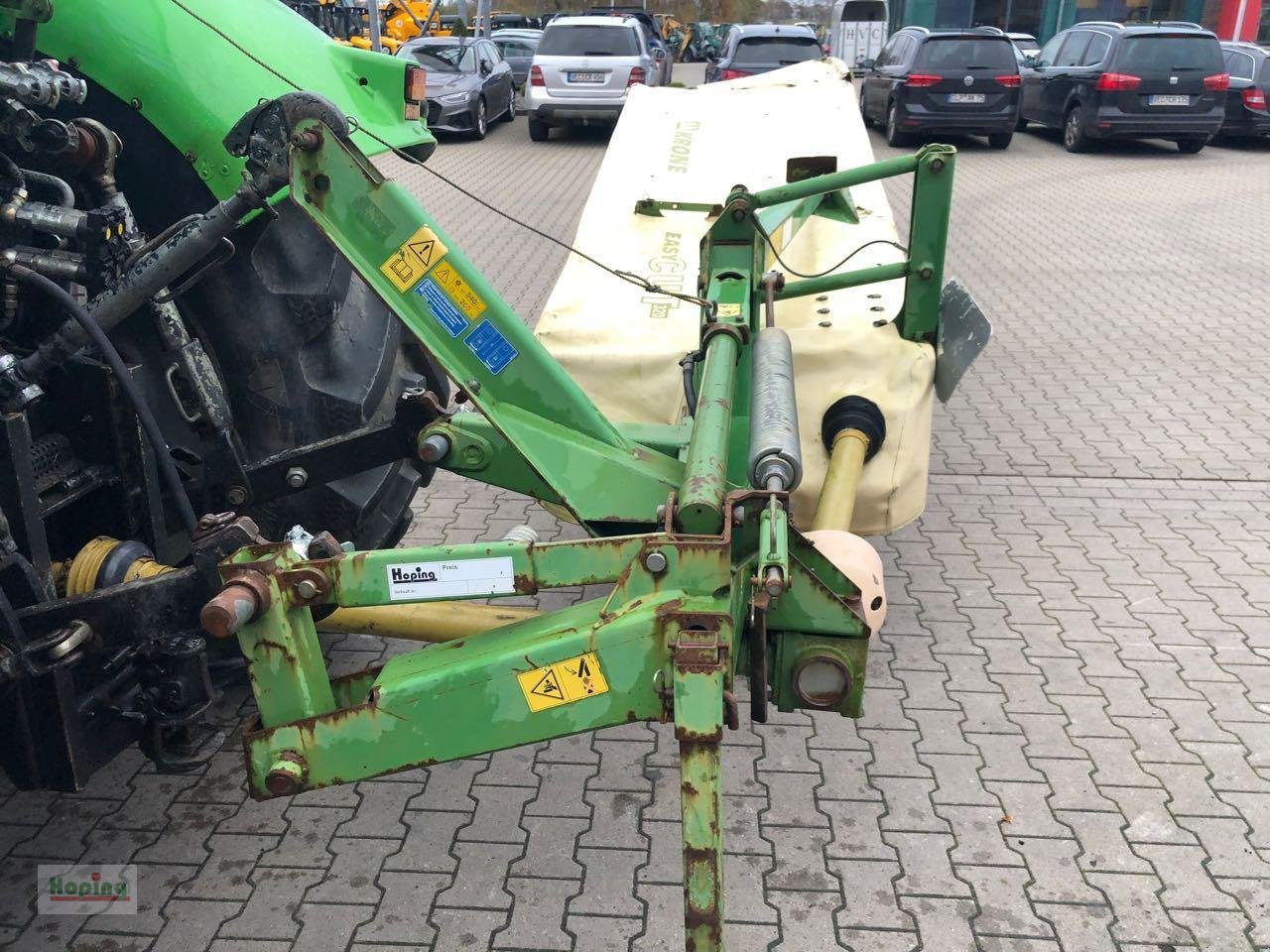 Krone Easy Cut R320 - Kosilica: slika Krone Easy Cut R320 - Kosilica Krone Easy Cut R320 - Kosilica: slika Krone Easy Cut R320 - Kosilica