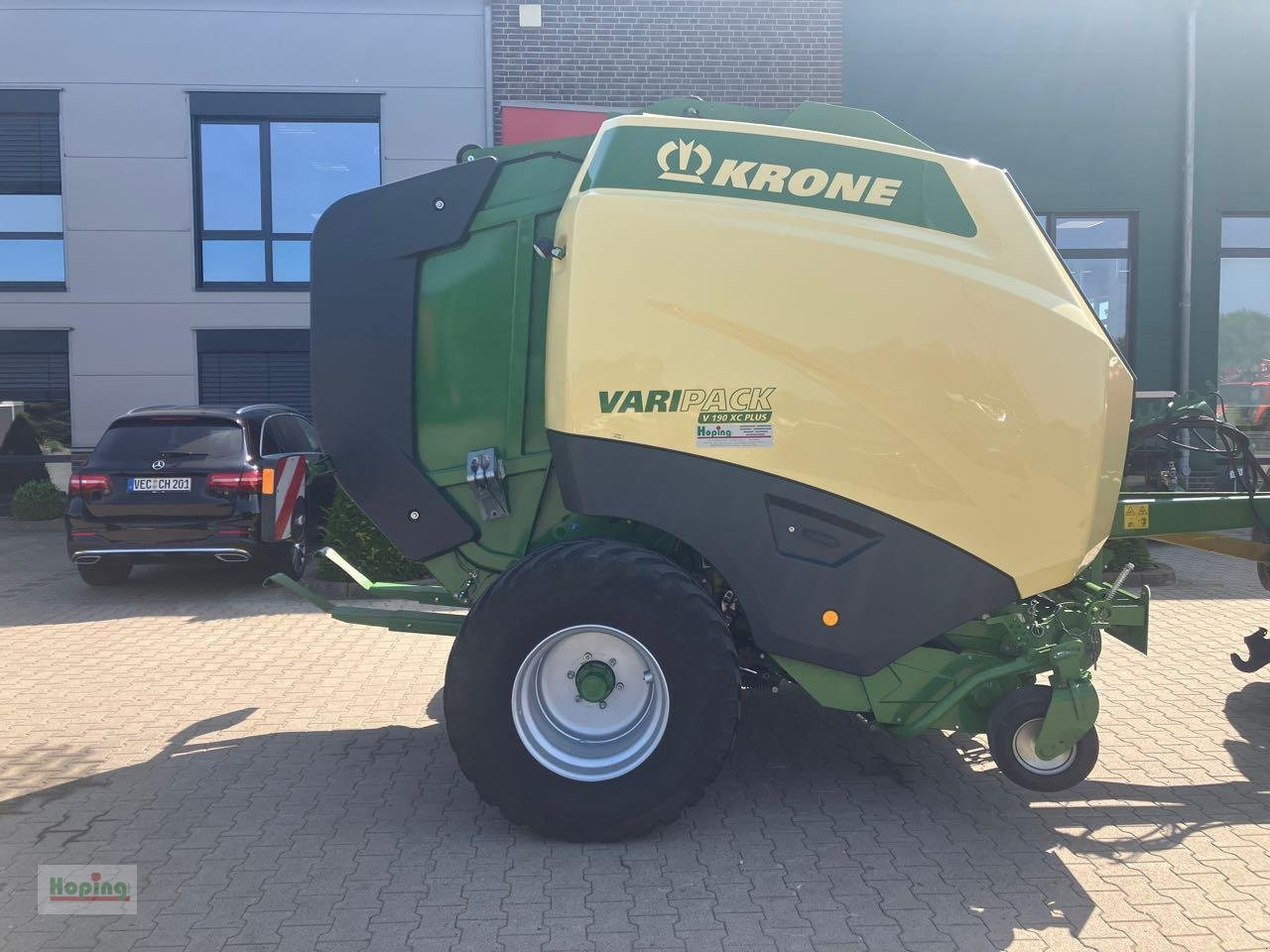 Krone VariPack V190 XC Plu - Rolo balirka: slika Krone VariPack V190 XC Plu - Rolo balirka Krone VariPack V190 XC Plu - Rolo balirka: slika Krone VariPack V190 XC Plu - Rolo balirka