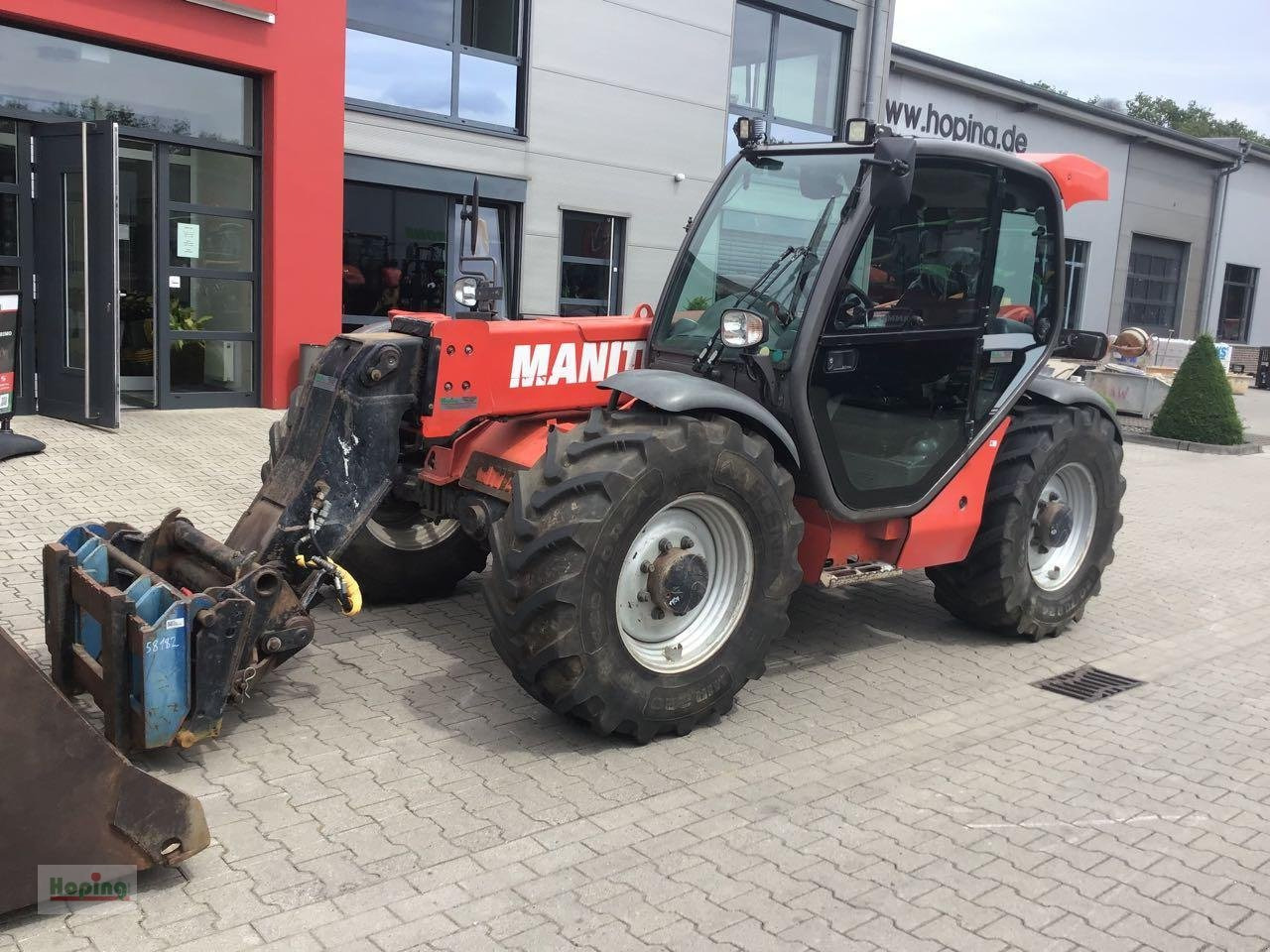 Manitou MLT 731 - Teleskopski rukovatelj: slika Manitou MLT 731 - Teleskopski rukovatelj Manitou MLT 731 - Teleskopski rukovatelj: slika Manitou MLT 731 - Teleskopski rukovatelj