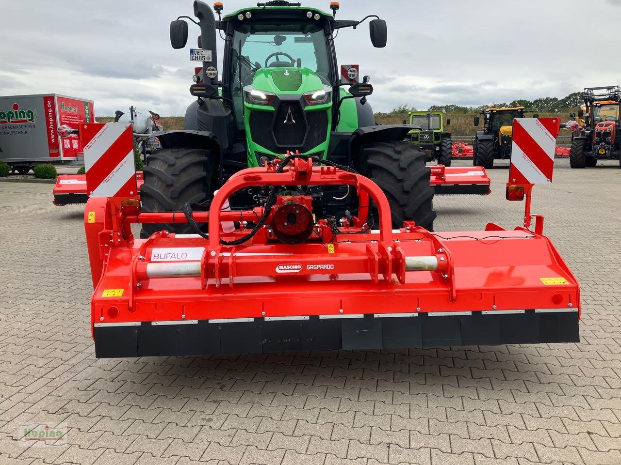 Maschio Butterfly-Mulcher Delta 830 und Front-Mulcher Bufalo 280 - Malčer: slika Maschio Butterfly-Mulcher Delta 830 und Front-Mulcher Bufalo 280 - Malčer Maschio Butterfly-Mulcher Delta 830 und Front-Mulcher Bufalo 280 - Malčer: slika Maschio Butterfly-Mulcher Delta 830 und Front-Mulcher Bufalo 280 - Malčer