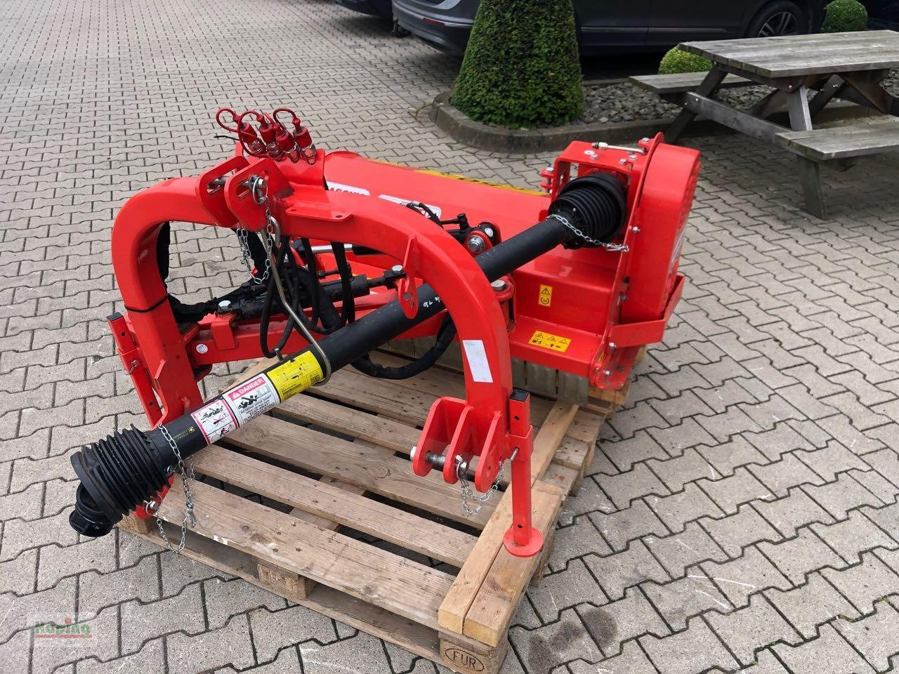 Maschio Giraffetta M 120 - Bočni malčer: slika Maschio Giraffetta M 120 - Bočni malčer Maschio Giraffetta M 120 - Bočni malčer: slika Maschio Giraffetta M 120 - Bočni malčer