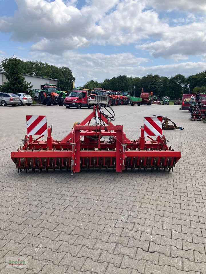 Niemeyer KR3022 - Roto drljača: slika Niemeyer KR3022 - Roto drljača Niemeyer KR3022 - Roto drljača: slika Niemeyer KR3022 - Roto drljača