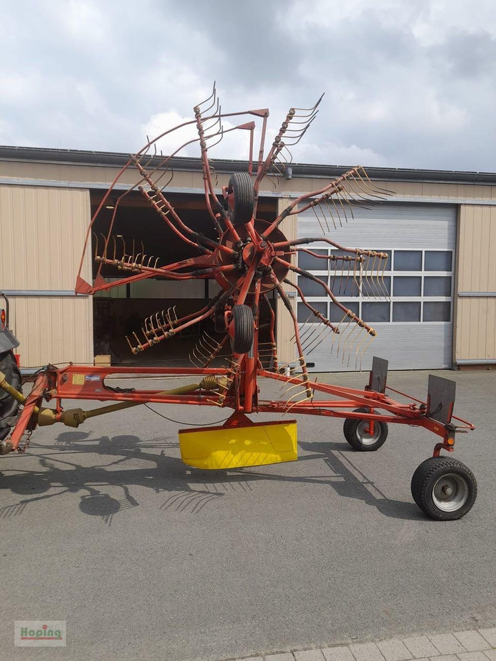 Niemeyer RS 620 - Prevrtač sijena/ Grabulje: slika Niemeyer RS 620 - Prevrtač sijena/ Grabulje Niemeyer RS 620 - Prevrtač sijena/ Grabulje: slika Niemeyer RS 620 - Prevrtač sijena/ Grabulje