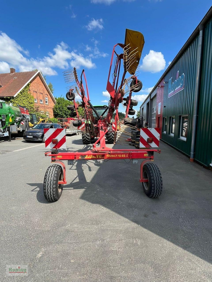 Niemeyer Twin 725-ESK - Prevrtač sijena/ Grabulje: slika Niemeyer Twin 725-ESK - Prevrtač sijena/ Grabulje Niemeyer Twin 725-ESK - Prevrtač sijena/ Grabulje: slika Niemeyer Twin 725-ESK - Prevrtač sijena/ Grabulje