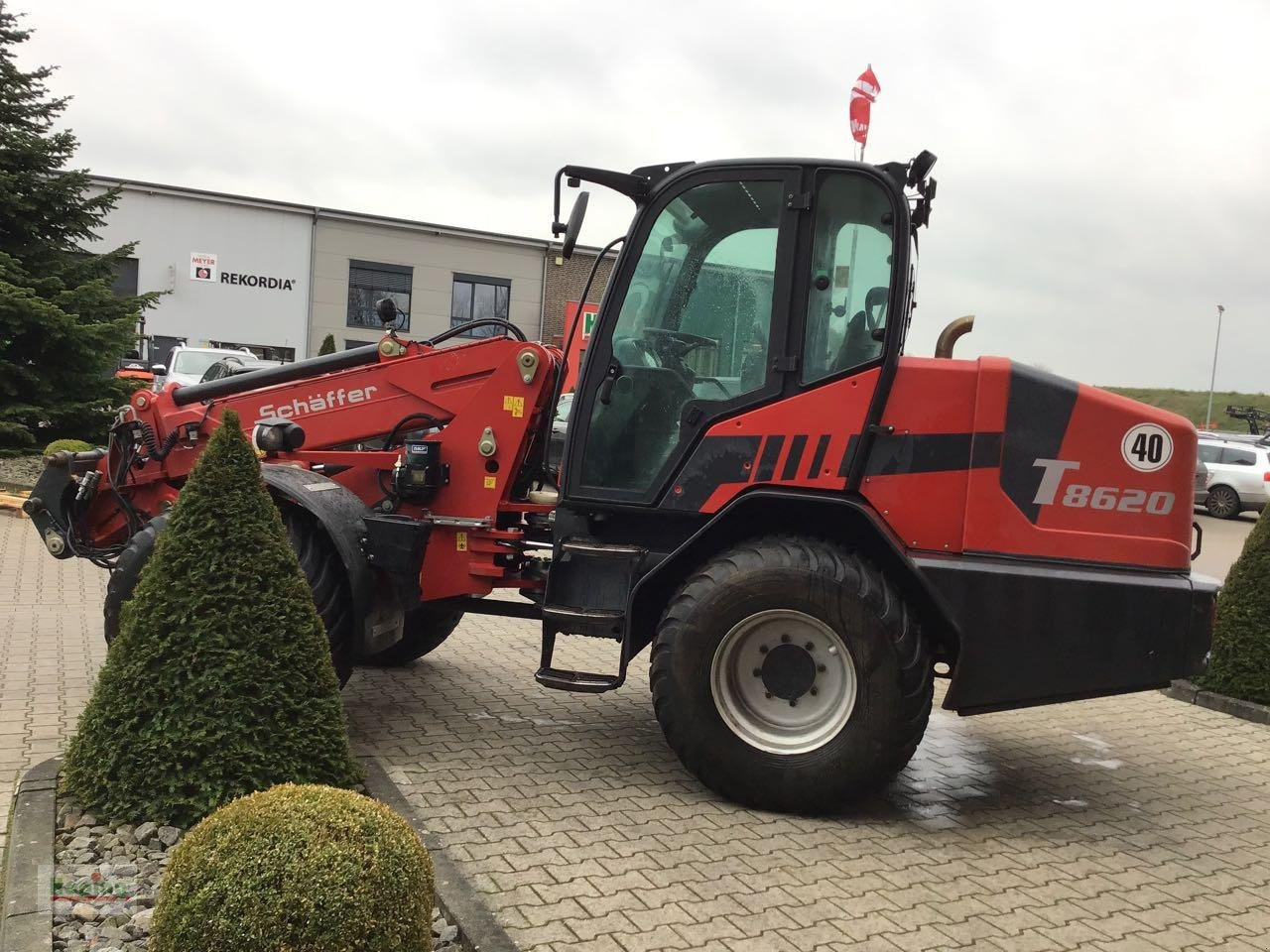 Schäffer 8620T - Teleskopski utovarivač na kotačima: slika Schäffer 8620T - Teleskopski utovarivač na kotačima Schäffer 8620T - Teleskopski utovarivač na kotačima: slika Schäffer 8620T - Teleskopski utovarivač na kotačima