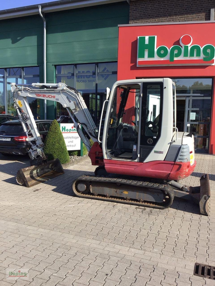 Takeuchi TB 235 - Mini bager: slika Takeuchi TB 235 - Mini bager Takeuchi TB 235 - Mini bager: slika Takeuchi TB 235 - Mini bager