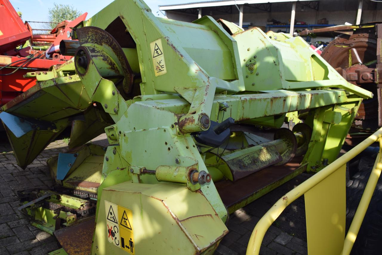 CLAAS 6-75 - Kombajn za kukuruz: slika CLAAS 6-75 - Kombajn za kukuruz CLAAS 6-75 - Kombajn za kukuruz: slika CLAAS 6-75 - Kombajn za kukuruz