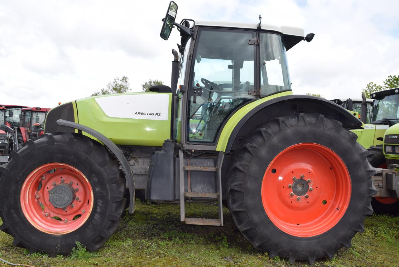 CLAAS Ares 816 RZ - Traktor: slika CLAAS Ares 816 RZ - Traktor CLAAS Ares 816 RZ - Traktor: slika CLAAS Ares 816 RZ - Traktor