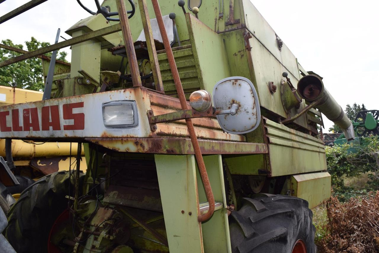CLAAS Dominator 98 + Senator *zur Teileverwertung* - Kombajn za žetvu: slika CLAAS Dominator 98 + Senator *zur Teileverwertung* - Kombajn za žetvu CLAAS Dominator 98 + Senator *zur Teileverwertung* - Kombajn za žetvu: slika CLAAS Dominator 98 + Senator *zur Teileverwertung* - Kombajn za žetvu