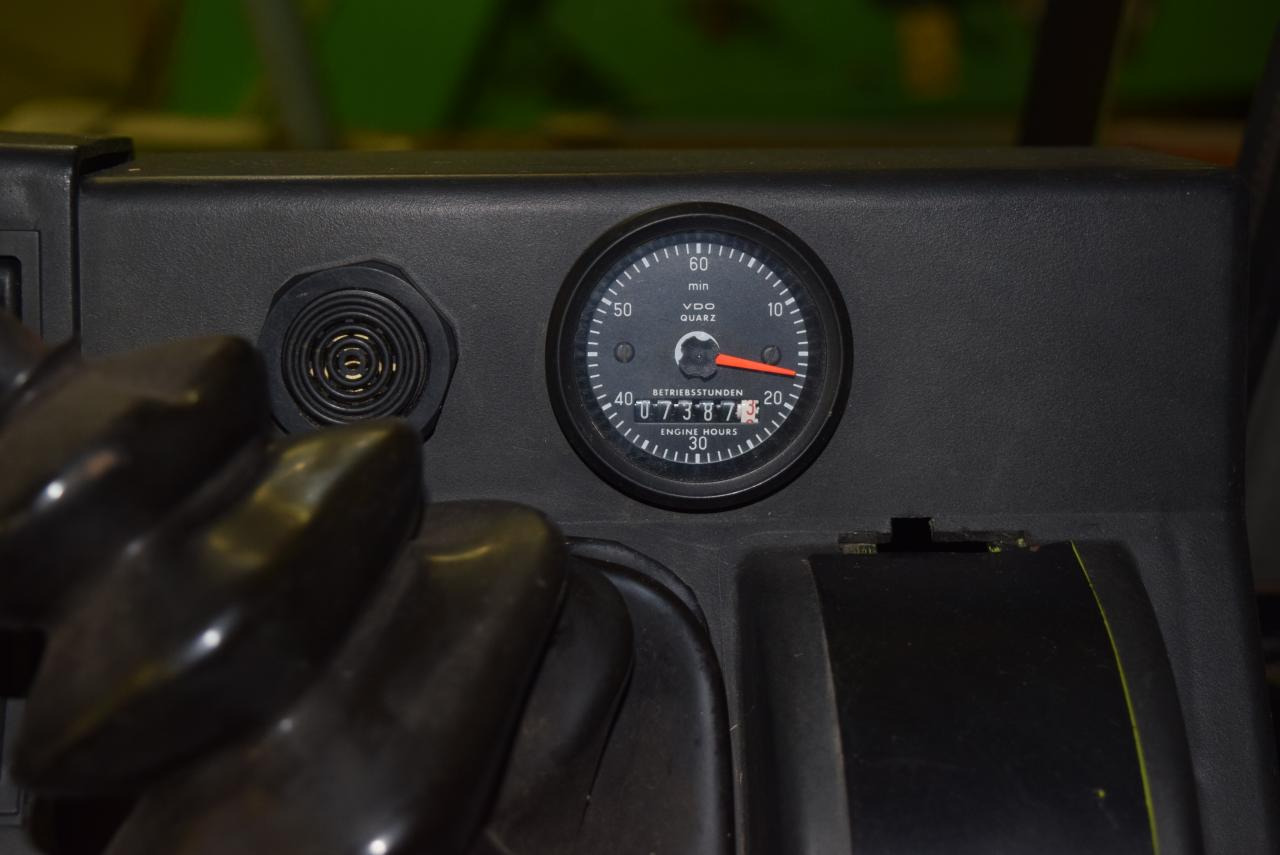 Silažni kombajn CLAAS Jaguar 860: slika Silažni kombajn CLAAS Jaguar 860