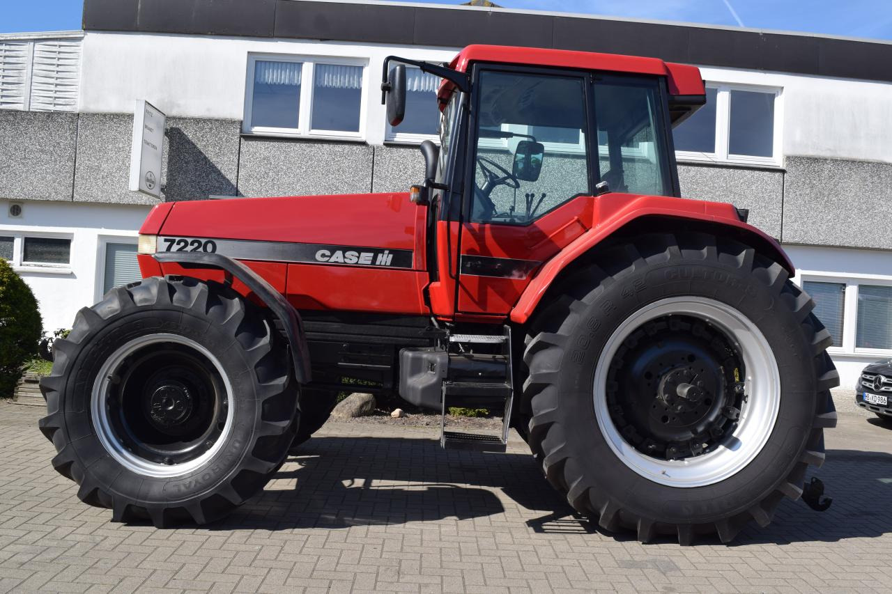 Case-IH 7220 Magnum - Traktor: slika Case-IH 7220 Magnum - Traktor Case-IH 7220 Magnum - Traktor: slika Case-IH 7220 Magnum - Traktor