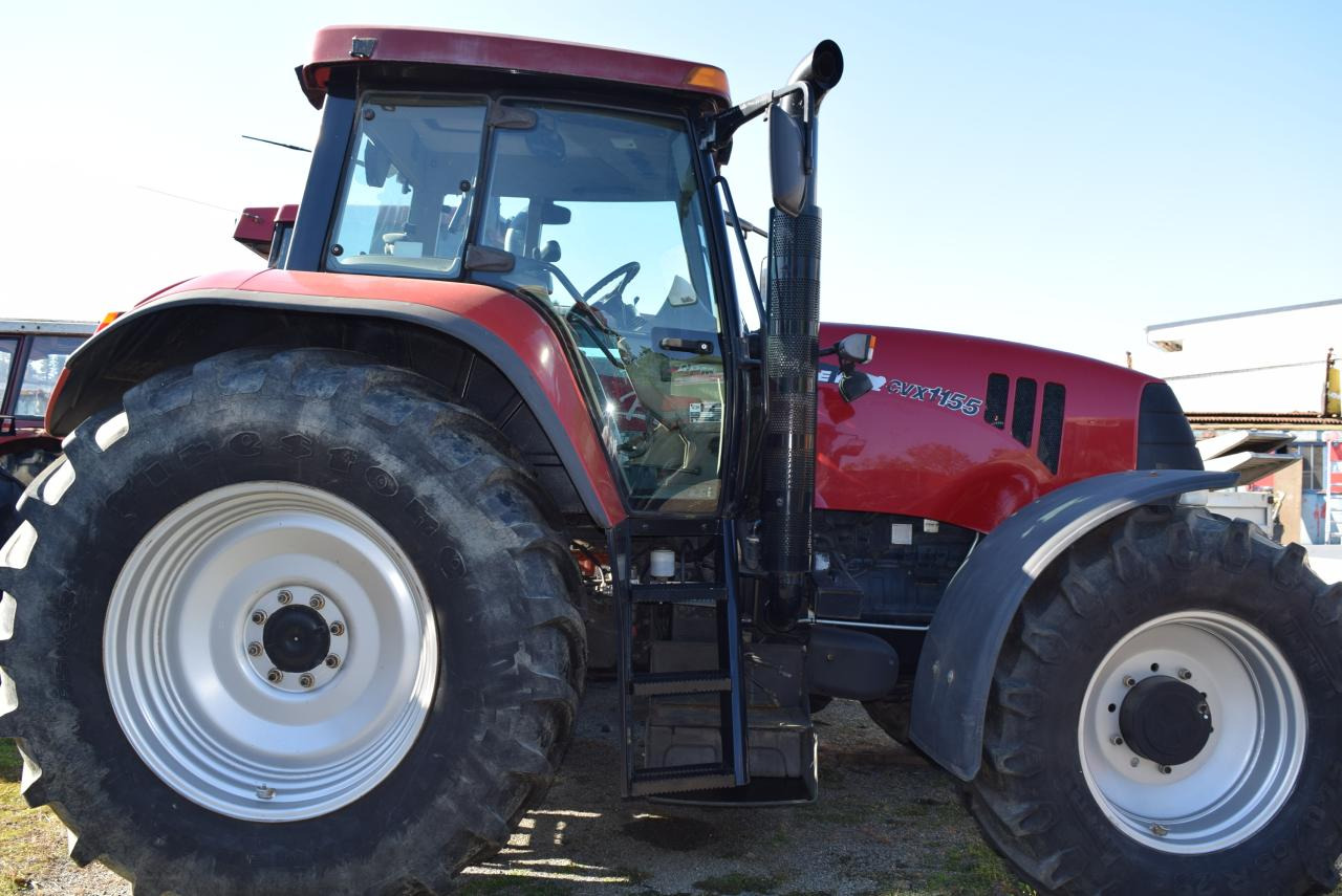 Case-IH CVX 1155 - Traktor: slika Case-IH CVX 1155 - Traktor Case-IH CVX 1155 - Traktor: slika Case-IH CVX 1155 - Traktor