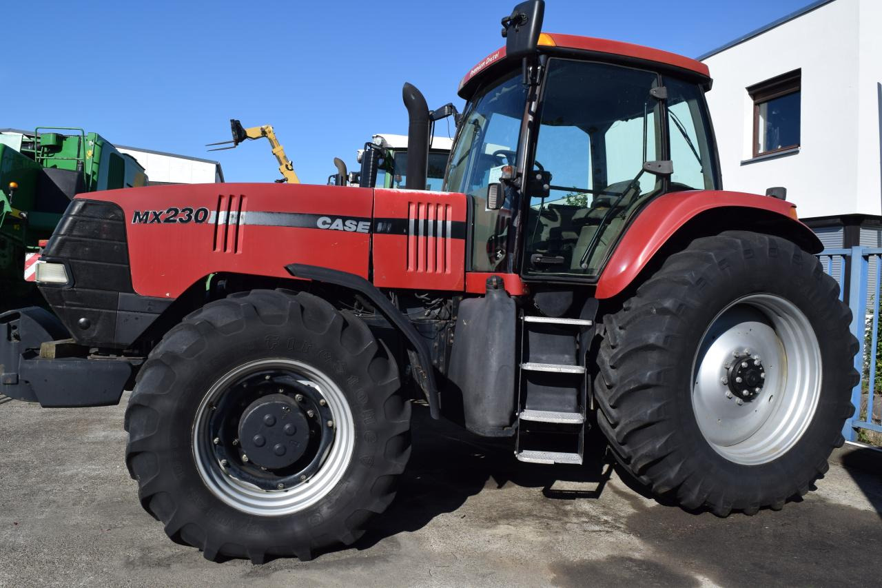 Case-IH MX 230 Magnum - Traktor: slika Case-IH MX 230 Magnum - Traktor Case-IH MX 230 Magnum - Traktor: slika Case-IH MX 230 Magnum - Traktor