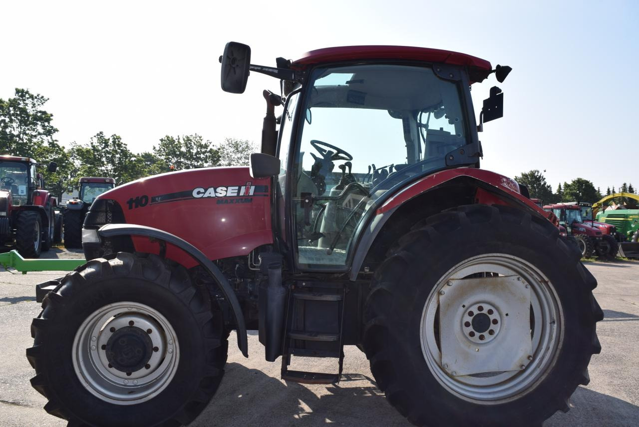 Case-IH Maxxum 110 - Traktor: slika Case-IH Maxxum 110 - Traktor Case-IH Maxxum 110 - Traktor: slika Case-IH Maxxum 110 - Traktor