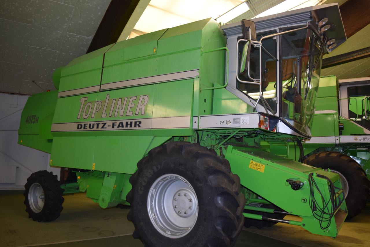 Deutz-Fahr 4075 H TopL. - Kombajn za žetvu: slika Deutz-Fahr 4075 H TopL. - Kombajn za žetvu Deutz-Fahr 4075 H TopL. - Kombajn za žetvu: slika Deutz-Fahr 4075 H TopL. - Kombajn za žetvu