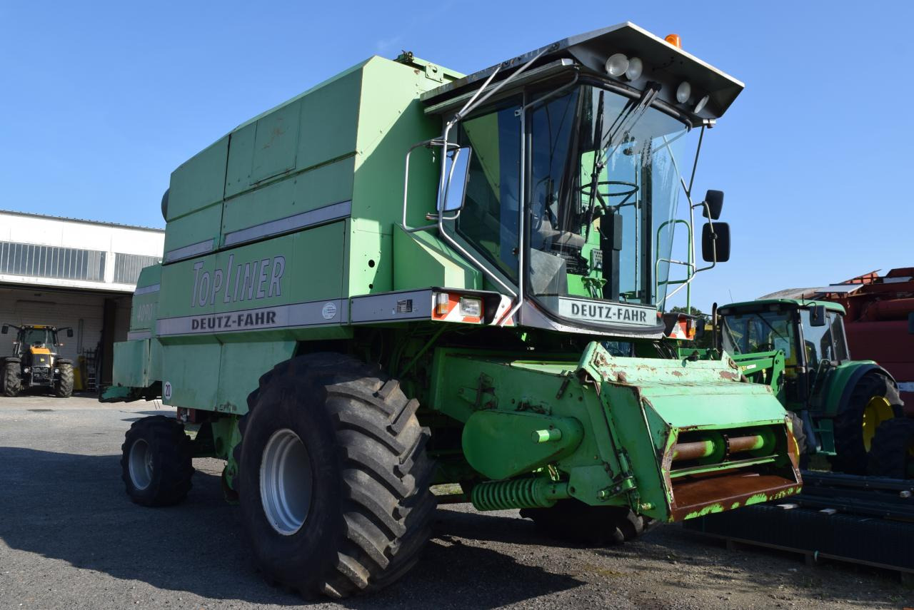 Deutz-Fahr 4090 HTS TopL. - Kombajn za žetvu: slika Deutz-Fahr 4090 HTS TopL. - Kombajn za žetvu Deutz-Fahr 4090 HTS TopL. - Kombajn za žetvu: slika Deutz-Fahr 4090 HTS TopL. - Kombajn za žetvu