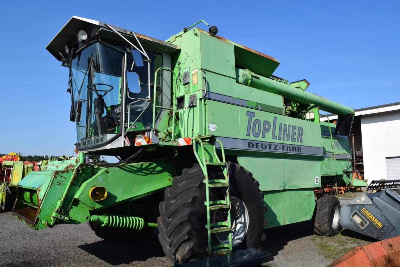 Deutz-Fahr 4090 HTS TopL. - Kombajn za žetvu: slika Deutz-Fahr 4090 HTS TopL. - Kombajn za žetvu Deutz-Fahr 4090 HTS TopL. - Kombajn za žetvu: slika Deutz-Fahr 4090 HTS TopL. - Kombajn za žetvu