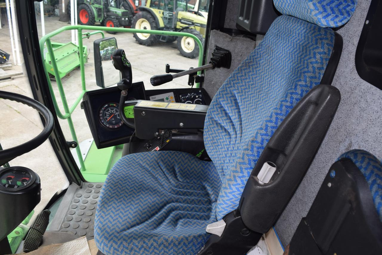 Deutz-Fahr 5660 HTS - Kombajn za žetvu: slika Deutz-Fahr 5660 HTS - Kombajn za žetvu Deutz-Fahr 5660 HTS - Kombajn za žetvu: slika Deutz-Fahr 5660 HTS - Kombajn za žetvu