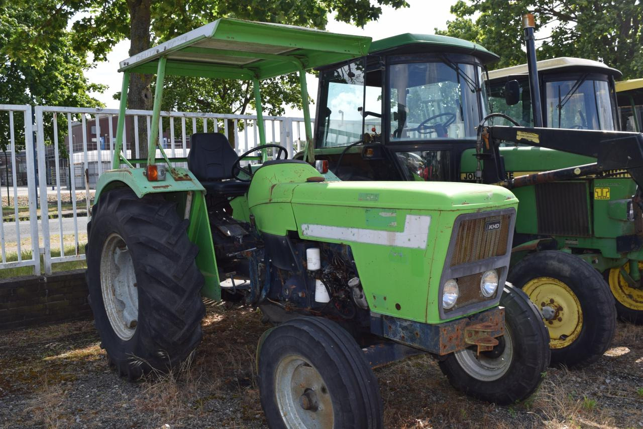 Deutz-Fahr D4507 - Traktor: slika Deutz-Fahr D4507 - Traktor Deutz-Fahr D4507 - Traktor: slika Deutz-Fahr D4507 - Traktor