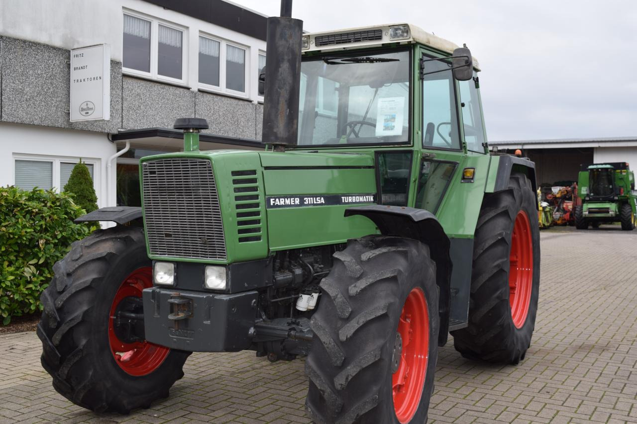 Fendt Farmer 311 LSA - Traktor: slika Fendt Farmer 311 LSA - Traktor Fendt Farmer 311 LSA - Traktor: slika Fendt Farmer 311 LSA - Traktor