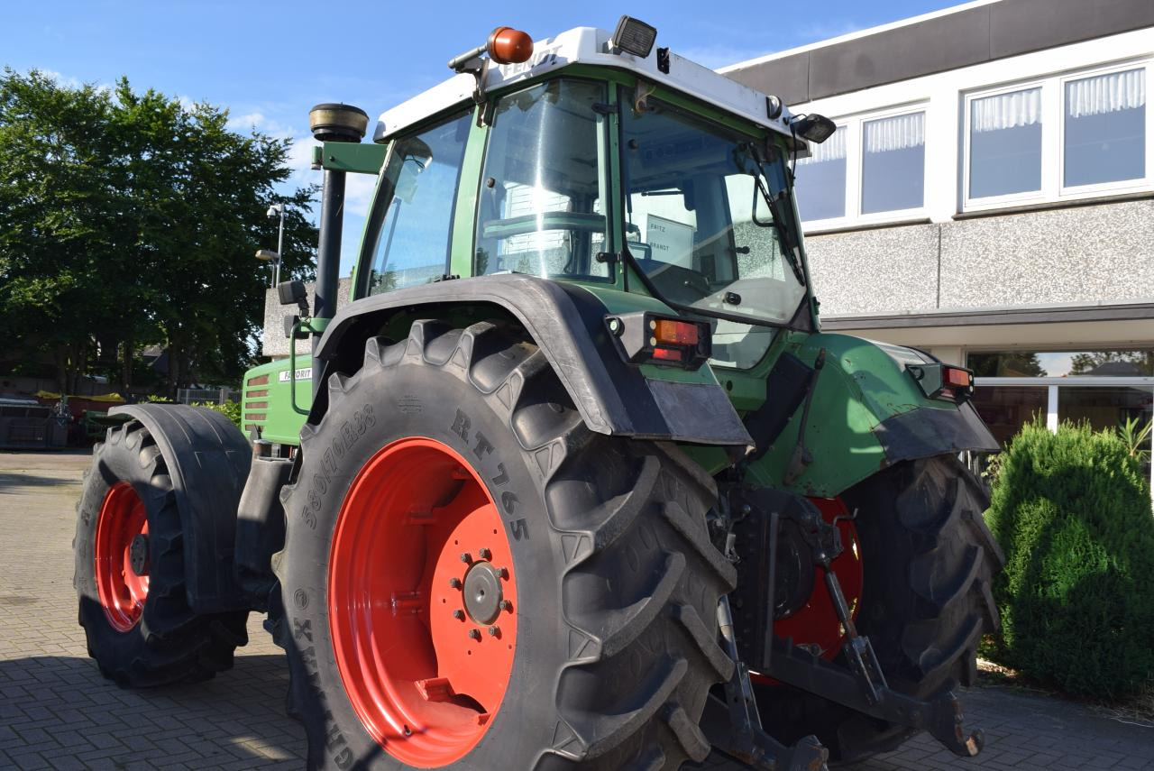 Fendt Favorit 512 - Traktor: slika Fendt Favorit 512 - Traktor Fendt Favorit 512 - Traktor: slika Fendt Favorit 512 - Traktor