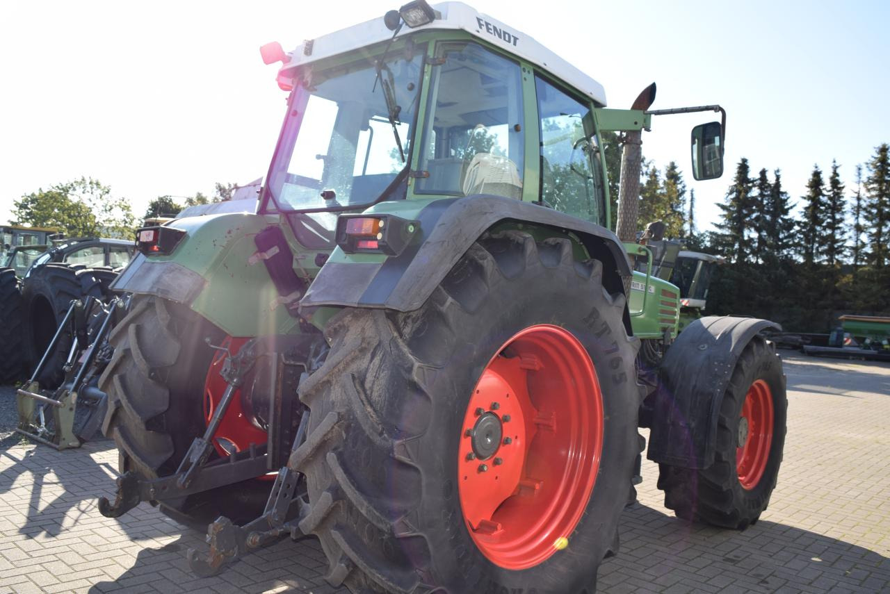 Fendt Favorit 512 - Traktor: slika Fendt Favorit 512 - Traktor Fendt Favorit 512 - Traktor: slika Fendt Favorit 512 - Traktor