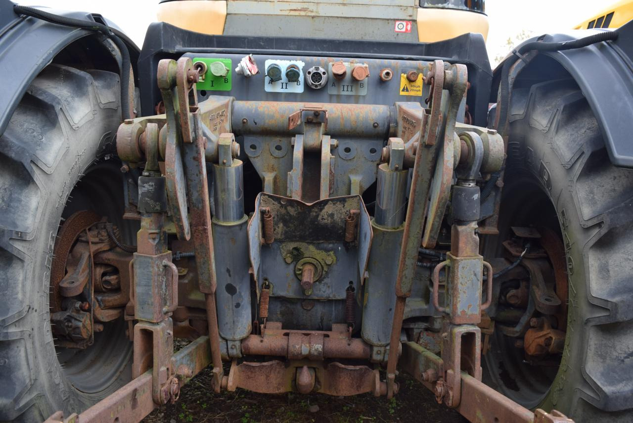 JCB Fastrac 2135 - 4WS - Traktor: slika JCB Fastrac 2135 - 4WS - Traktor JCB Fastrac 2135 - 4WS - Traktor: slika JCB Fastrac 2135 - 4WS - Traktor