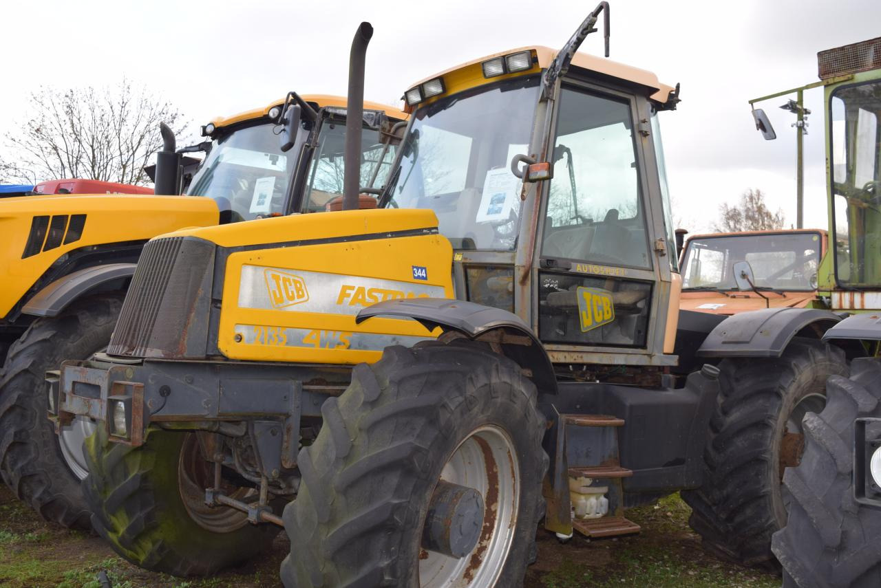 JCB Fastrac 2135 - 4WS - Traktor: slika JCB Fastrac 2135 - 4WS - Traktor JCB Fastrac 2135 - 4WS - Traktor: slika JCB Fastrac 2135 - 4WS - Traktor