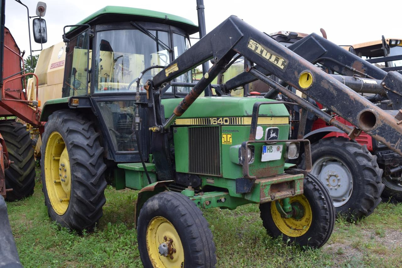 John Deere 1640 - Traktor: slika John Deere 1640 - Traktor John Deere 1640 - Traktor: slika John Deere 1640 - Traktor