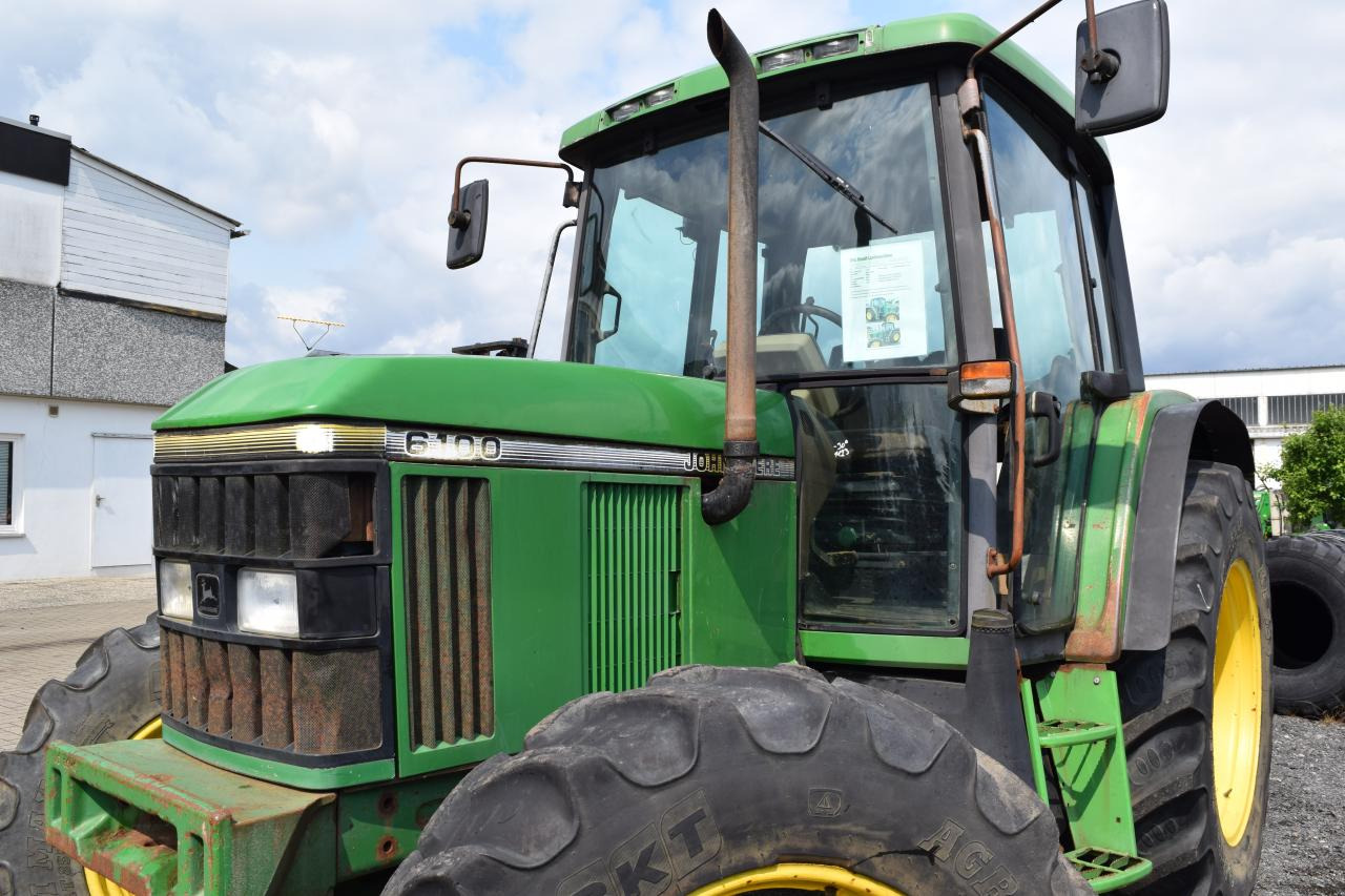 John Deere 6100 - Traktor: slika John Deere 6100 - Traktor John Deere 6100 - Traktor: slika John Deere 6100 - Traktor