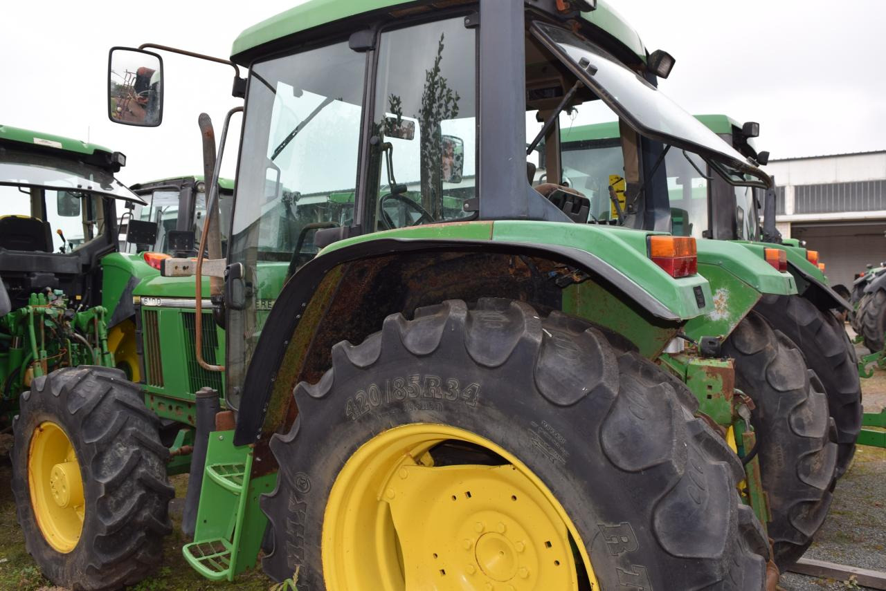 John Deere 6100 - Traktor: slika John Deere 6100 - Traktor John Deere 6100 - Traktor: slika John Deere 6100 - Traktor