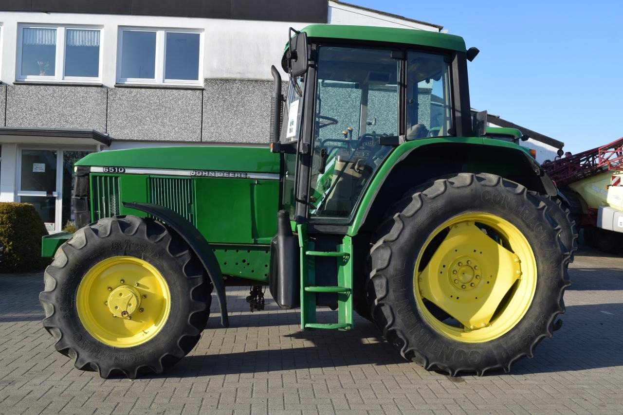 John Deere 6510 - Traktor: slika John Deere 6510 - Traktor John Deere 6510 - Traktor: slika John Deere 6510 - Traktor