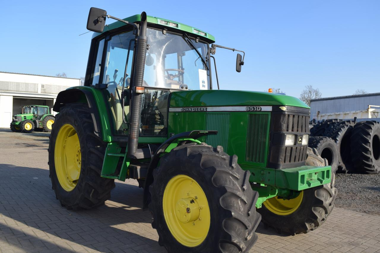 John Deere 6510 - Traktor: slika John Deere 6510 - Traktor John Deere 6510 - Traktor: slika John Deere 6510 - Traktor