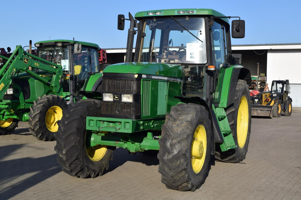 John Deere 6510 - Traktor: slika John Deere 6510 - Traktor John Deere 6510 - Traktor: slika John Deere 6510 - Traktor
