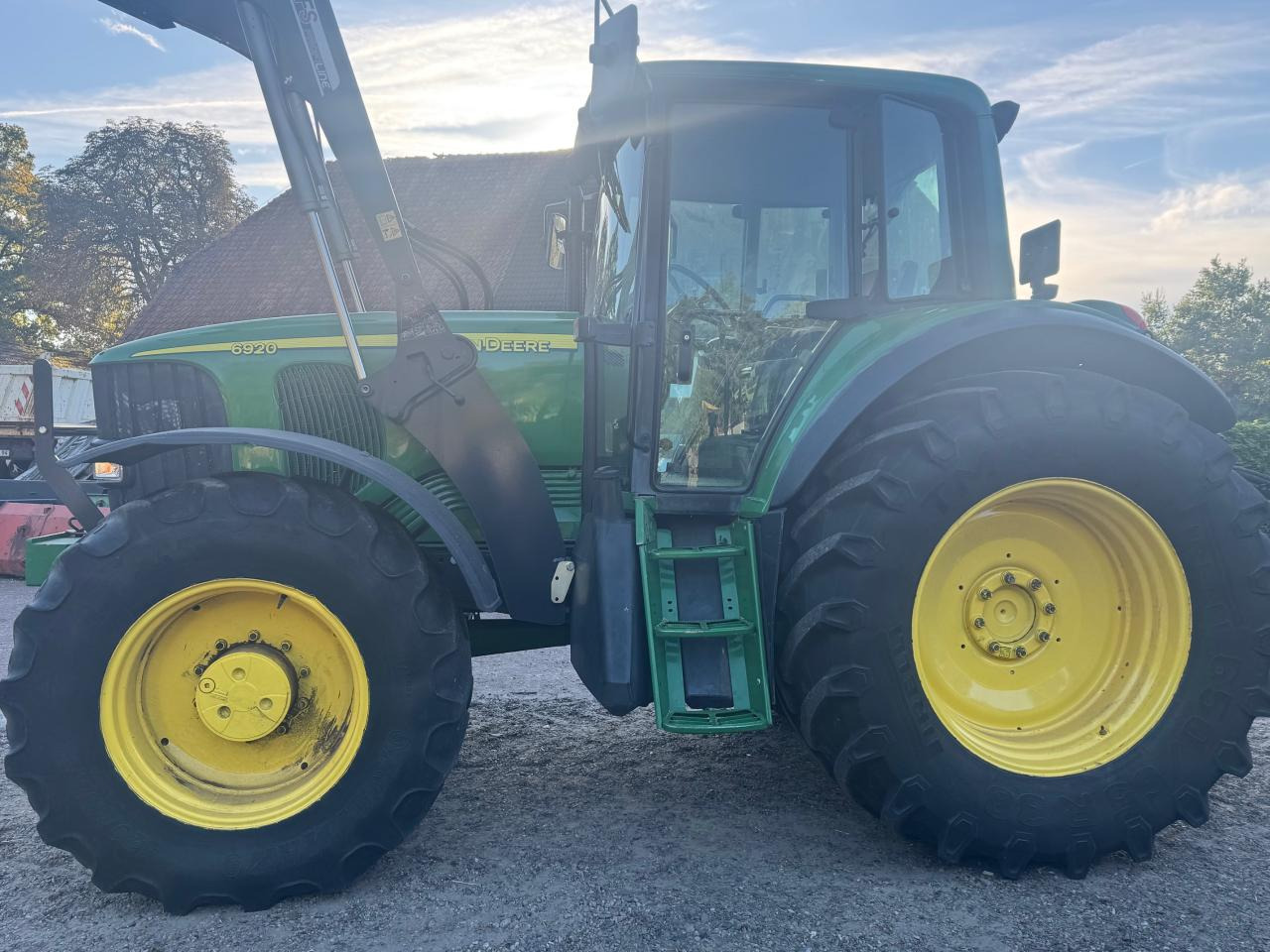 John Deere 6920 - Traktor: slika John Deere 6920 - Traktor John Deere 6920 - Traktor: slika John Deere 6920 - Traktor