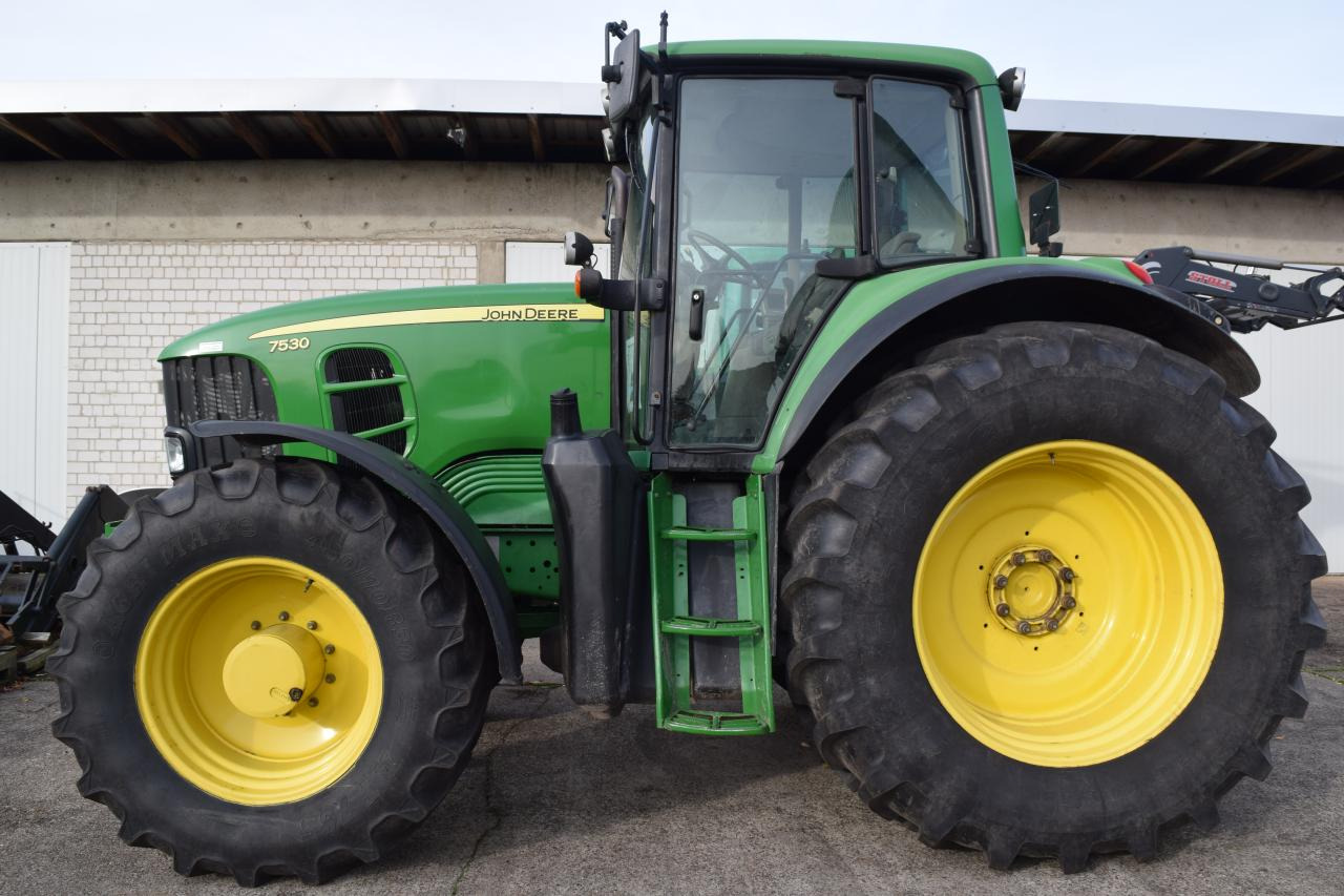 John Deere 7530 Premium - Traktor: slika John Deere 7530 Premium - Traktor John Deere 7530 Premium - Traktor: slika John Deere 7530 Premium - Traktor